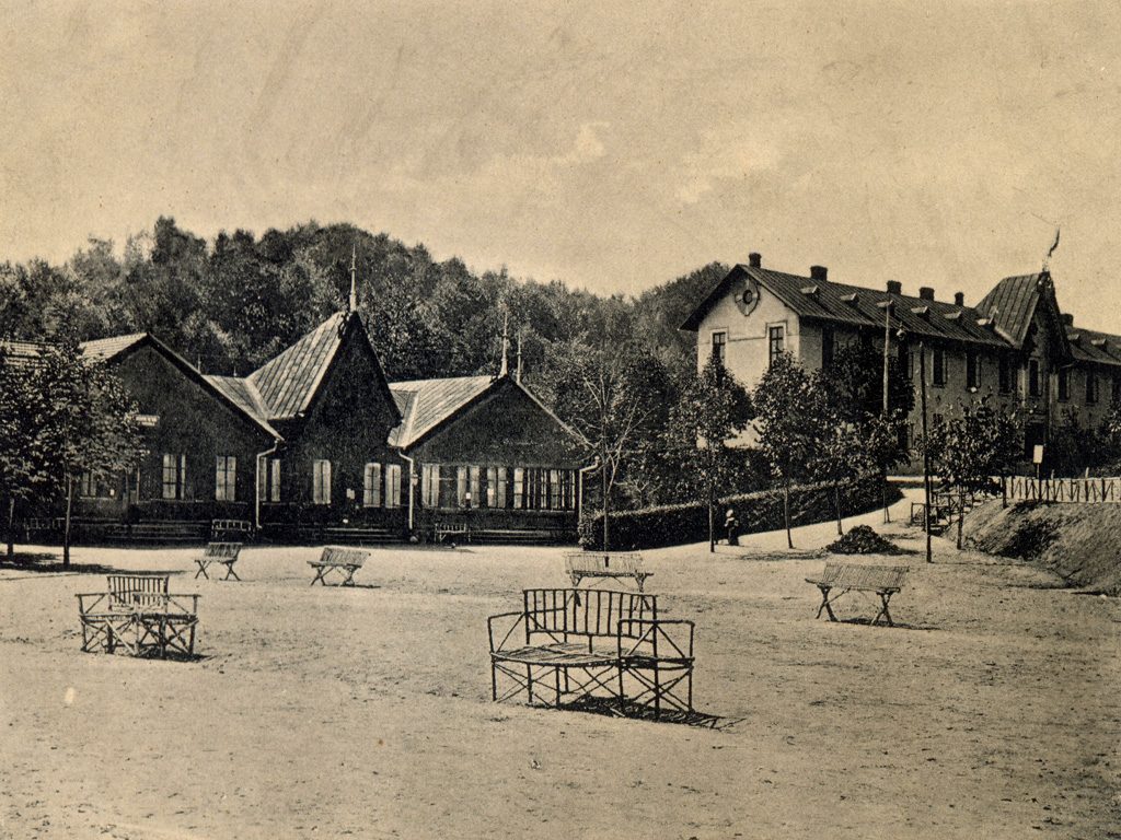 Vechiul stabiliment de bai si Hotelul Statului nr. 1