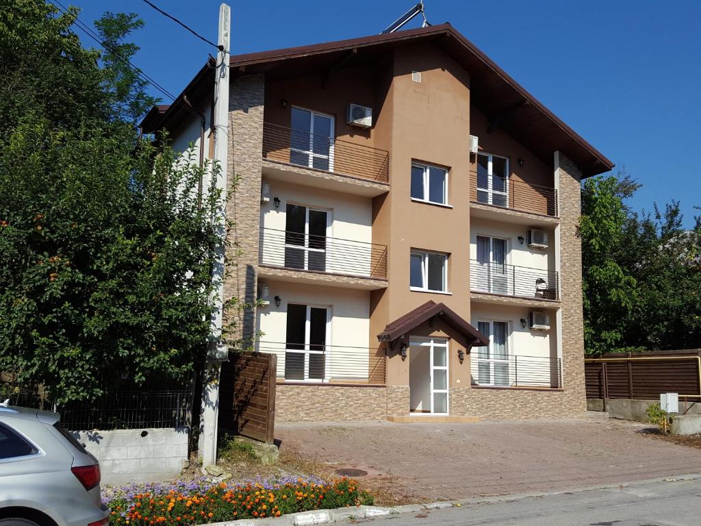 CASA ANA***