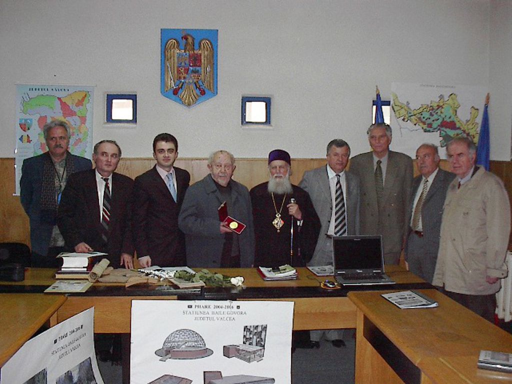 Parintele Gheorghe-Petre Govora omagiat in anul 2010 la implinirea varstei de 100 de ani