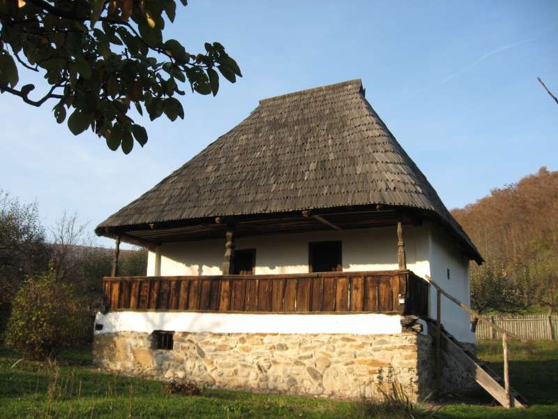 Muzeul satului valcean Bujoreni