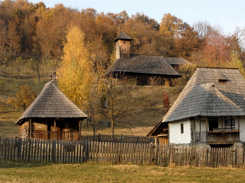 Muzeul satului valcean Bujoreni