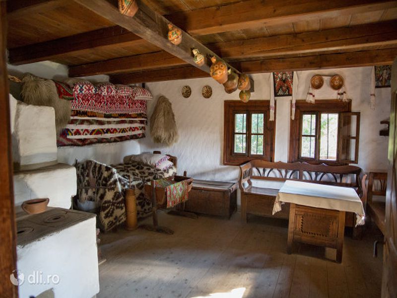 Muzeul satului valcean Bujoreni