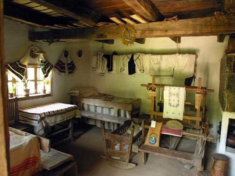 Muzeul satului valcean Bujoreni