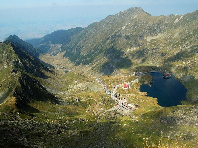 Cabana și lacul Bîlea