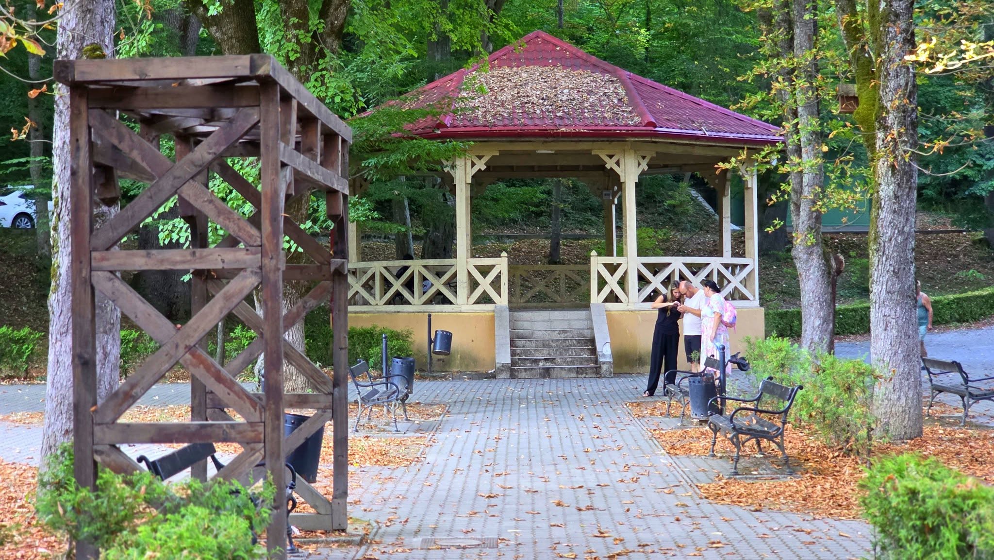 Chioscul fanfarei din parcul balnear