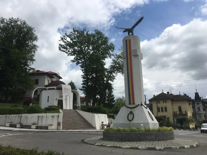 Monumentul eroilor